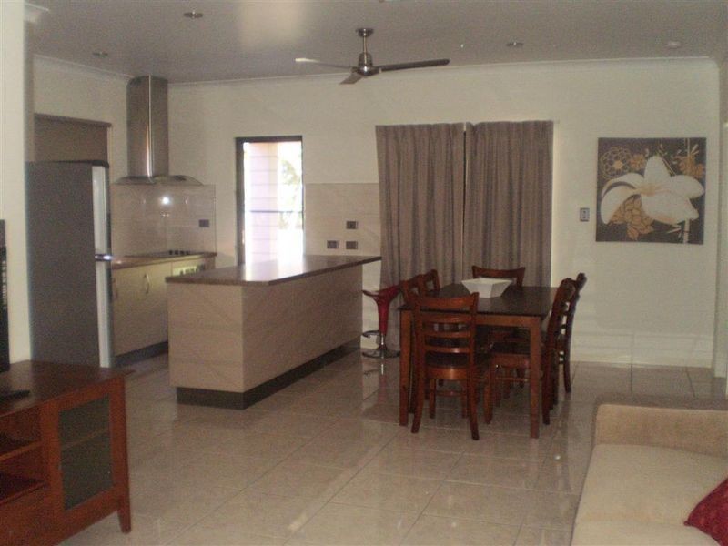 2/11 Kennedy Street, Bowen QLD 4805