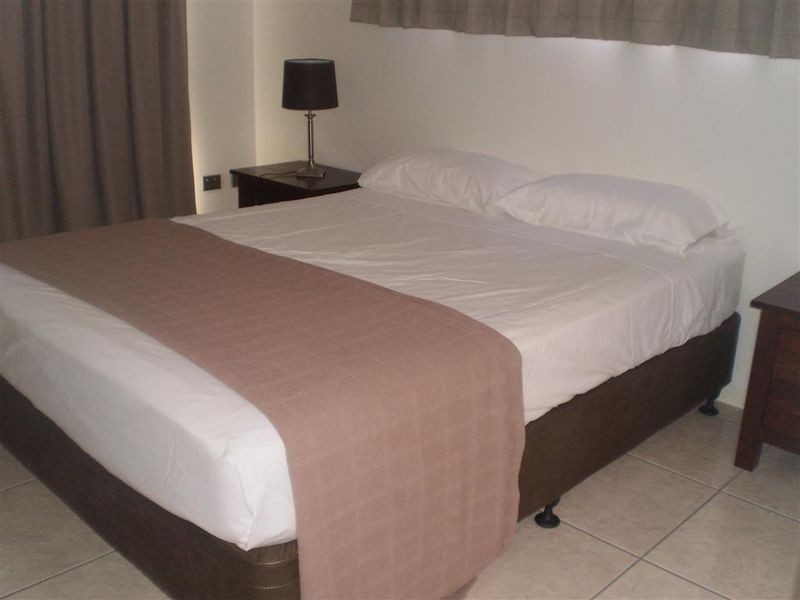 2/11 Kennedy Street, Bowen QLD 4805