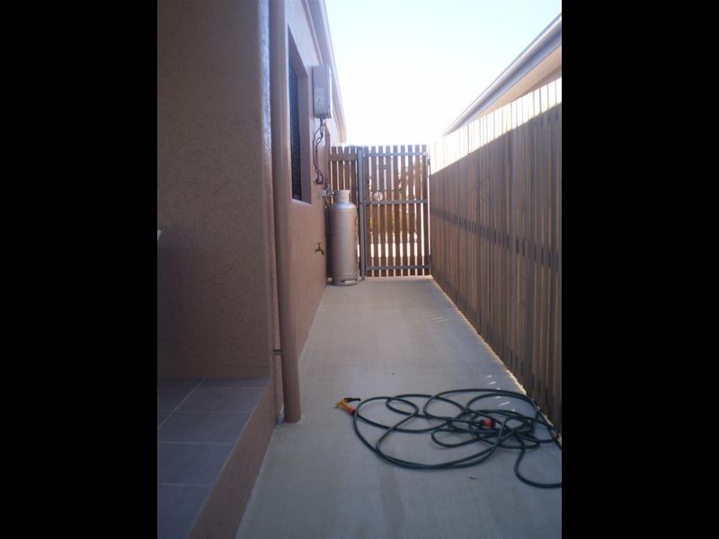 2/11 Kennedy Street, Bowen QLD 4805