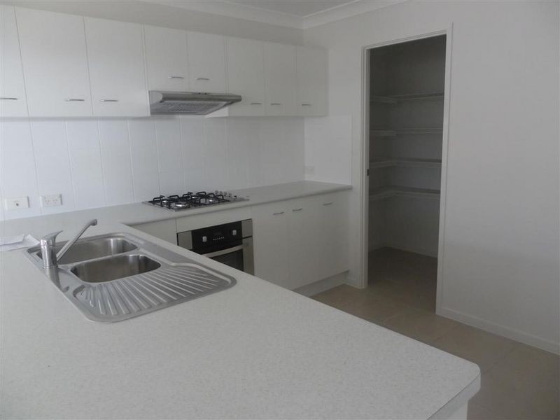 27 Nautilus Street, Bowen QLD 4805