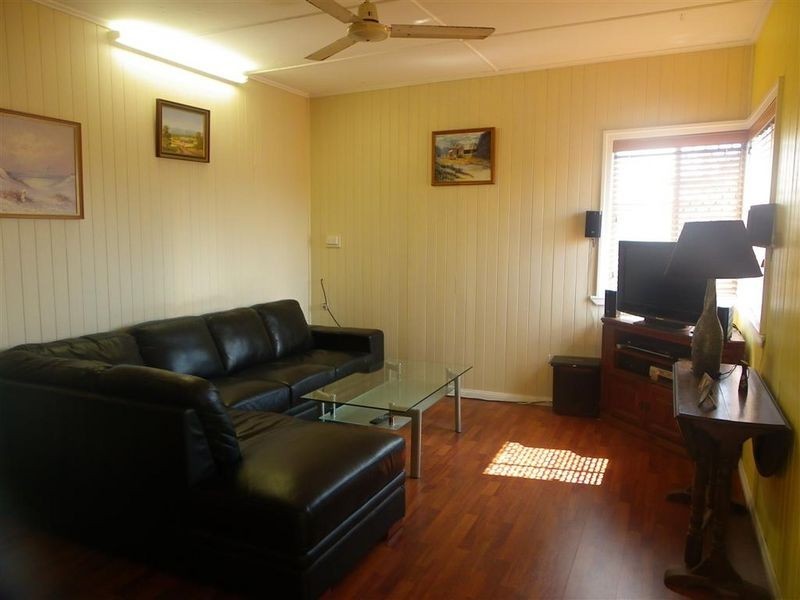 9 Darwen Street, Bowen QLD 4805