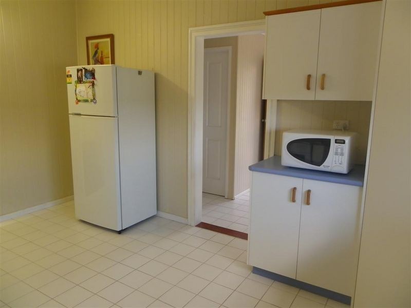 9 Darwen Street, Bowen QLD 4805