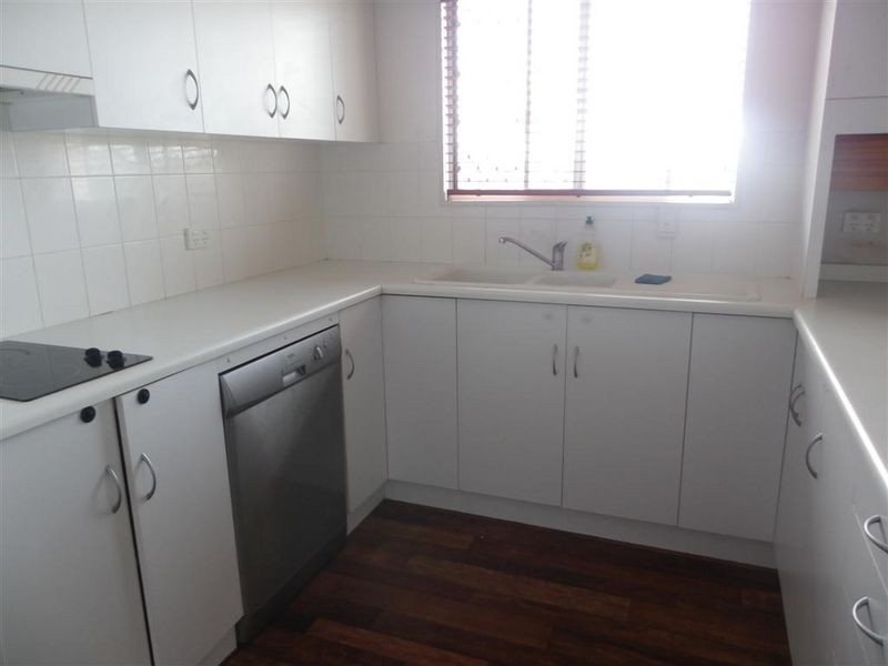 18 Daniel Street, Bowen QLD 4805