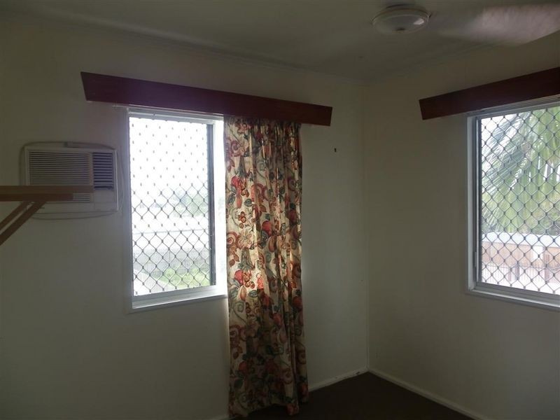 18 Daniel Street, Bowen QLD 4805