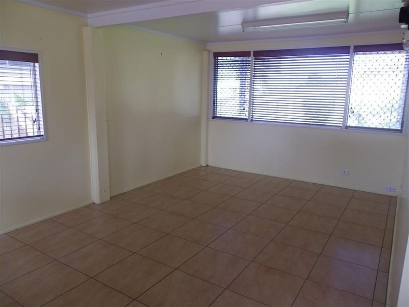 18 Daniel Street, Bowen QLD 4805