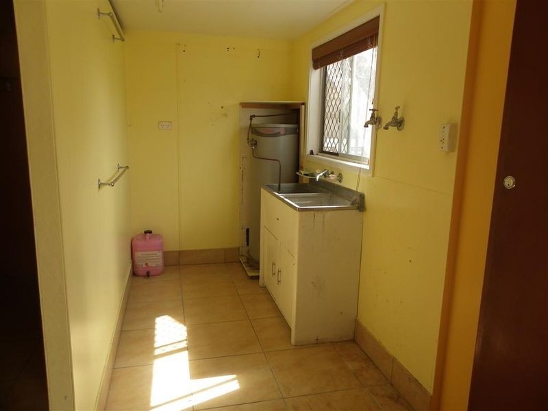 18 Daniel Street, Bowen QLD 4805