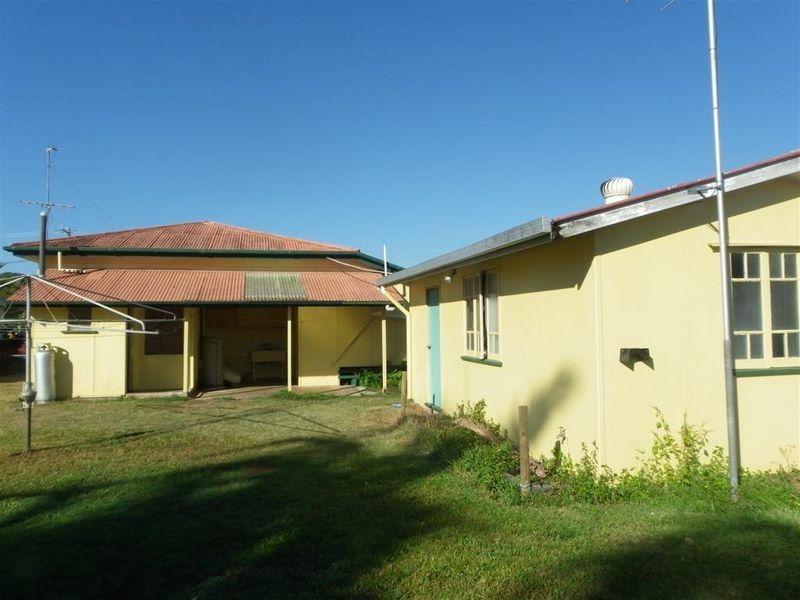 33 Gloucester Street, Bowen QLD 4805