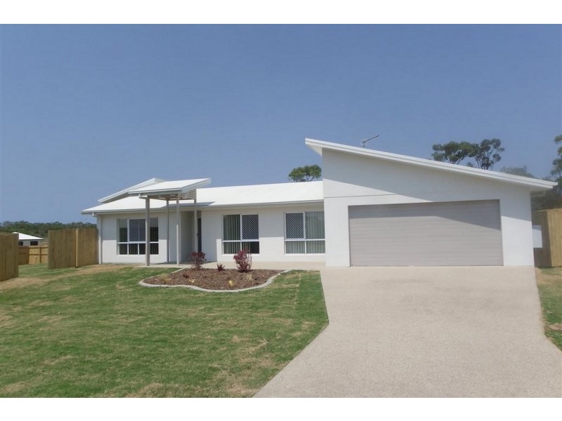 9 Sapphire Crescent, Bowen QLD 4805