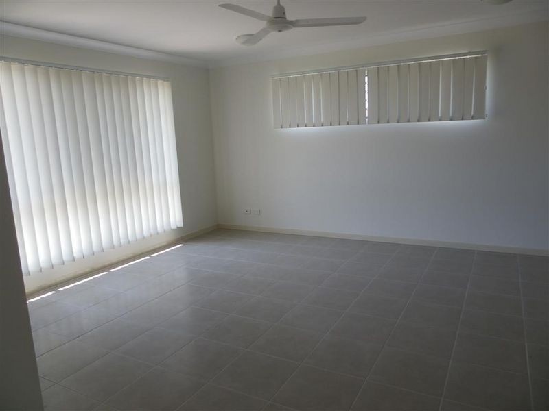 9 Sapphire Crescent, Bowen QLD 4805