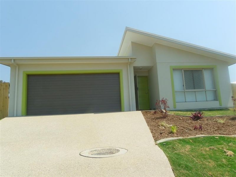 27 Sapphire Crescent, Bowen QLD 4805