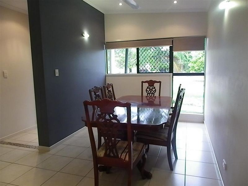 4/52 Poole Street, Bowen QLD 4805