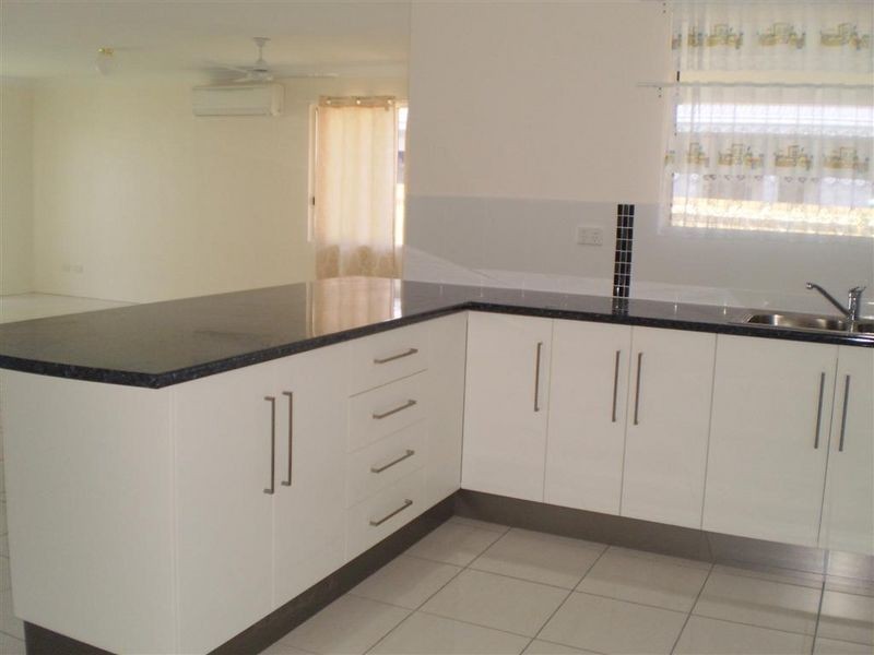 5 Lime Tree Court, Bowen QLD 4805