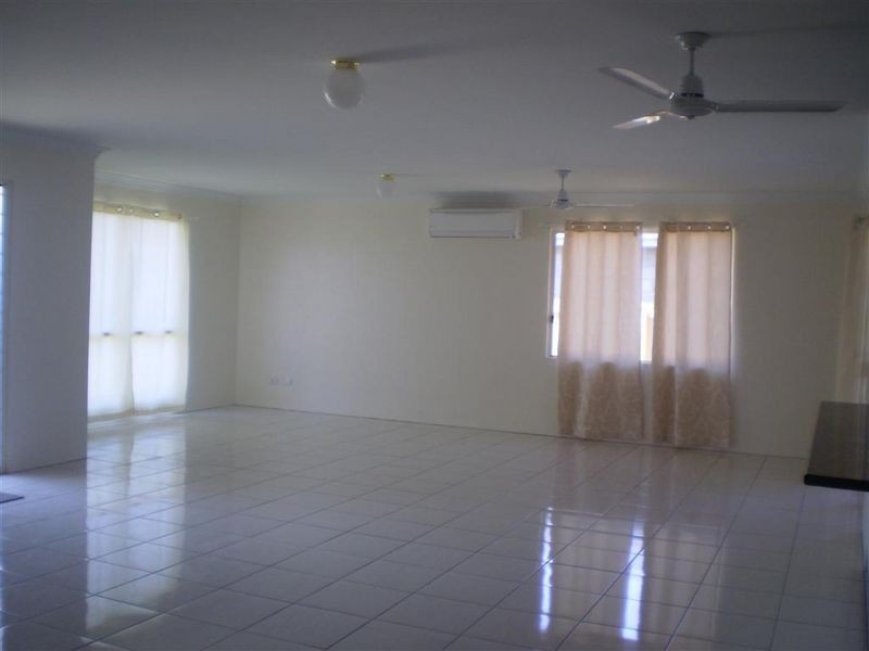 5 Lime Tree Court, Bowen QLD 4805