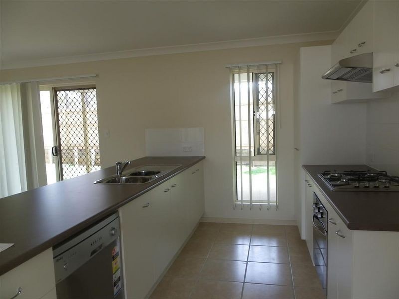 15 Sapphire Crescent, Bowen QLD 4805