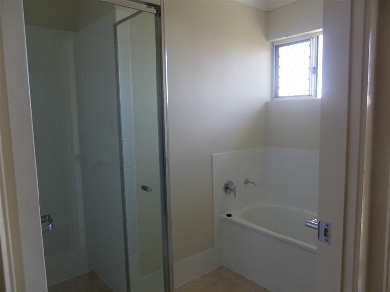 15 Sapphire Crescent, Bowen QLD 4805