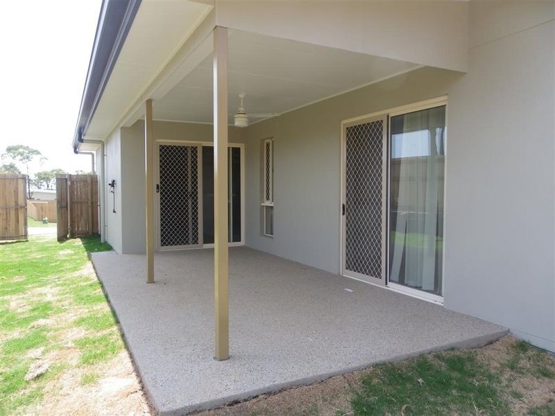 15 Sapphire Crescent, Bowen QLD 4805