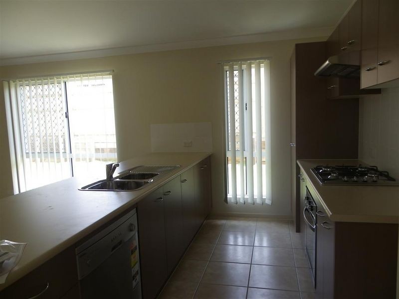 13 Sapphire Crescent, Bowen QLD 4805