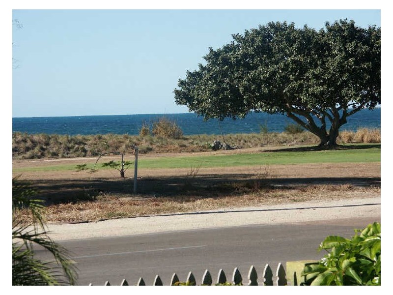 59 Golf Links Road, Bowen QLD 4805