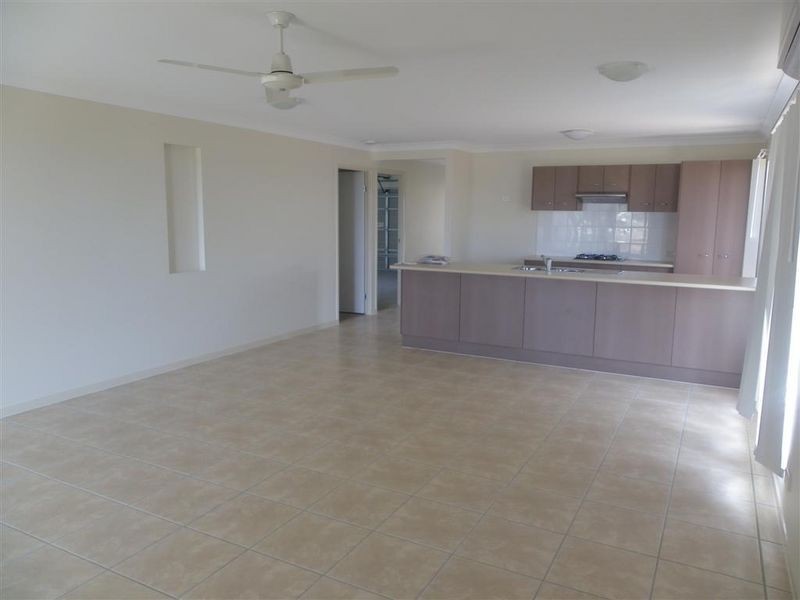 20 Sapphire Crescent, Bowen QLD 4805