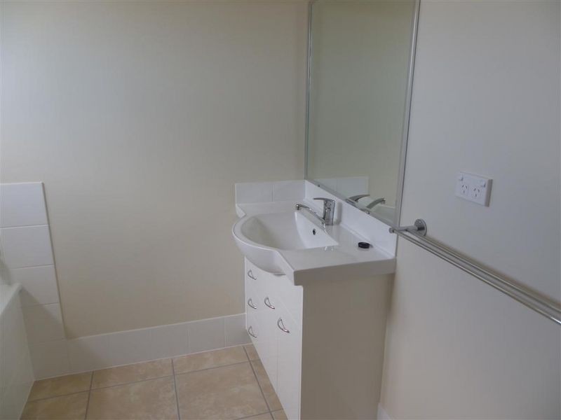 20 Sapphire Crescent, Bowen QLD 4805