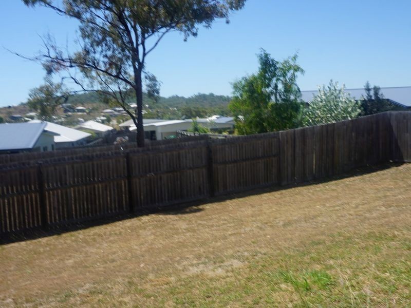20 Sapphire Crescent, Bowen QLD 4805
