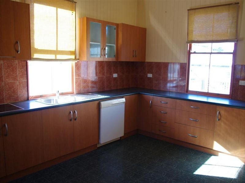 18 Williams Street, Bowen QLD 4805