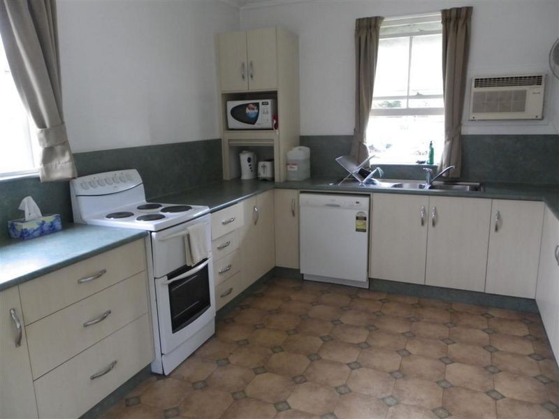 37 Leichardt Street, Bowen QLD 4805