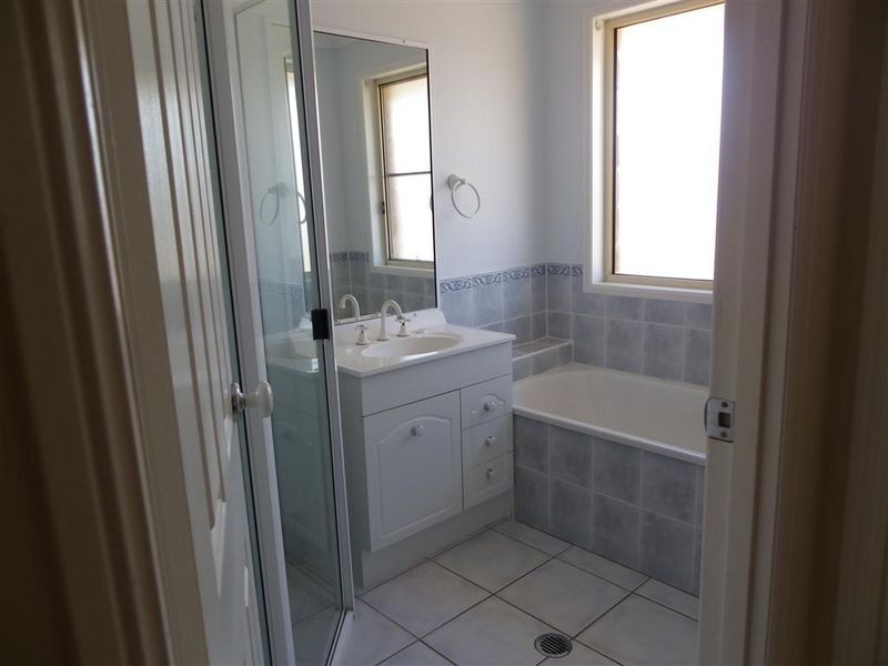 100 Eyles Road, Bowen QLD 4805