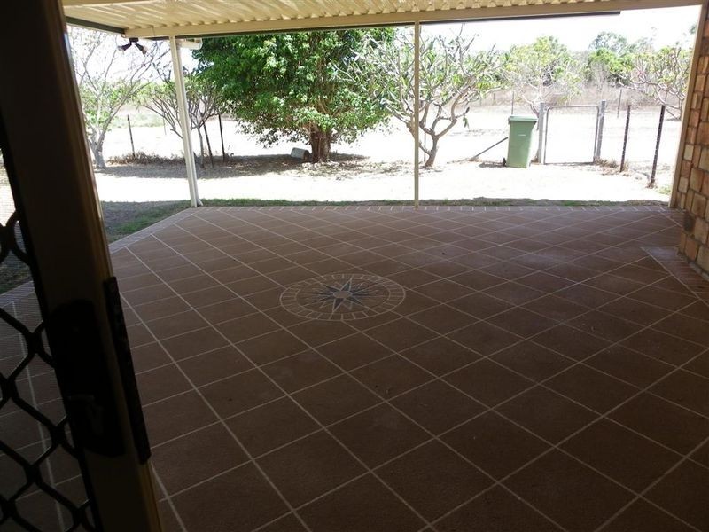 100 Eyles Road, Bowen QLD 4805