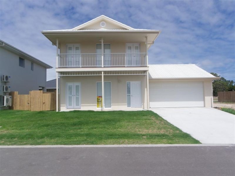 4 (Lot 74) Seabreeze Close, Bowen QLD 4805