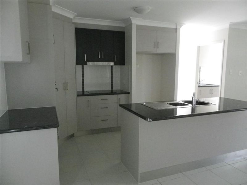 16 Sunshine Court, Bowen QLD 4805