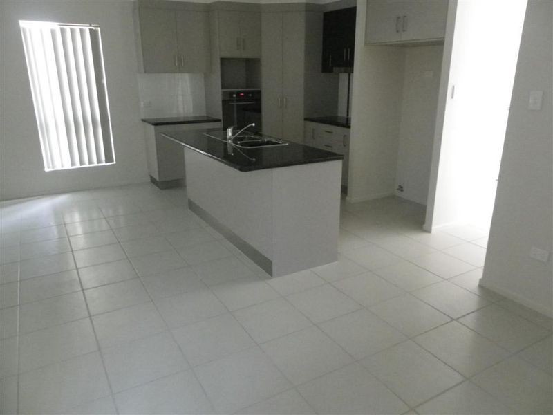 16 Sunshine Court, Bowen QLD 4805