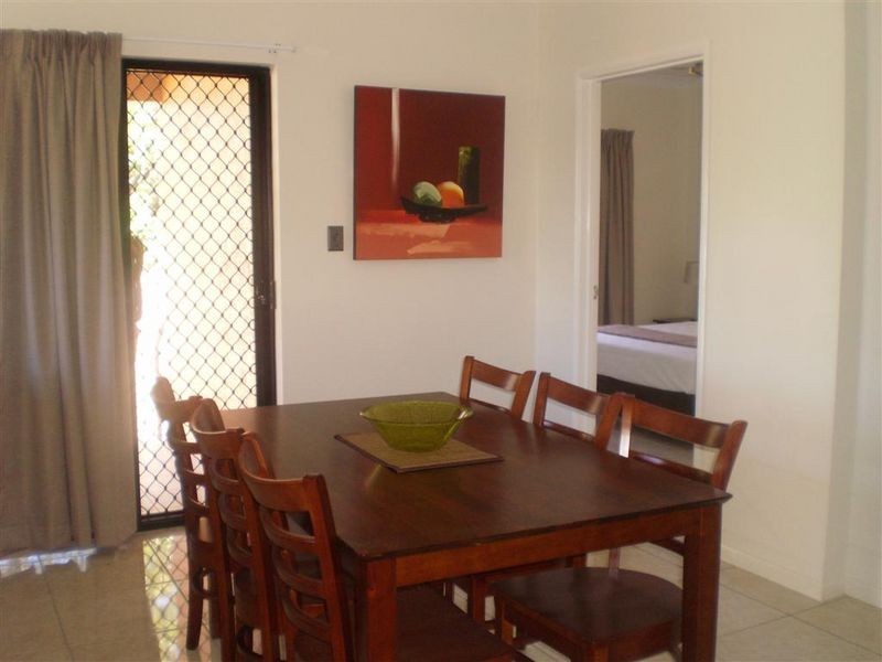 4/11 Kennedy Street, Bowen QLD 4805