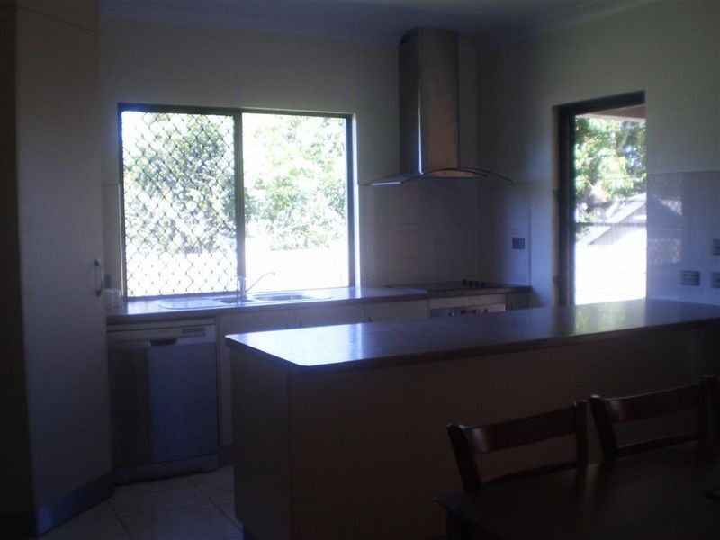 4/11 Kennedy Street, Bowen QLD 4805