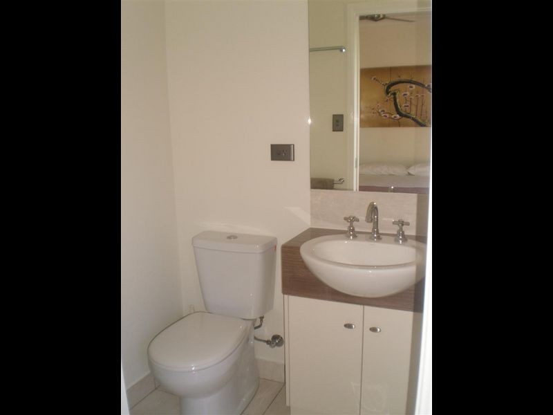 4/11 Kennedy Street, Bowen QLD 4805