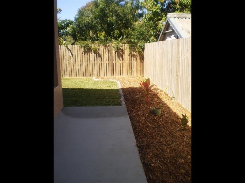 4/11 Kennedy Street, Bowen QLD 4805