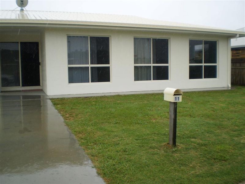 11 Hillview Place, Bowen QLD 4805