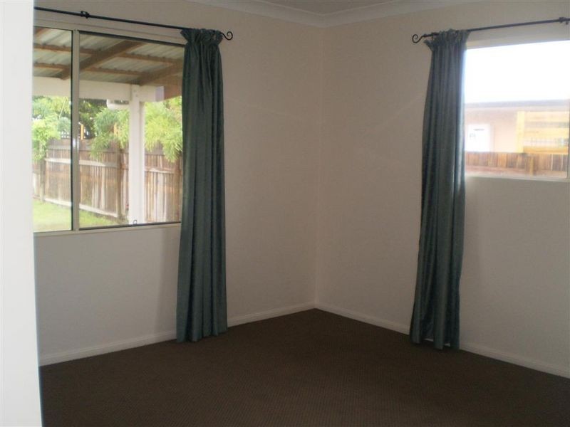 11 Hillview Place, Bowen QLD 4805