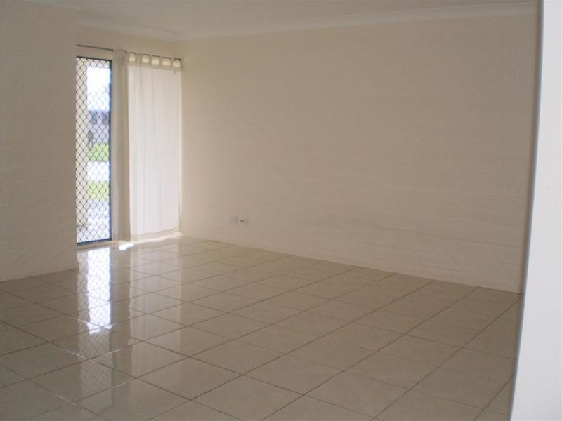 11 Hillview Place, Bowen QLD 4805