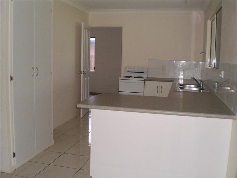 11 Hillview Place, Bowen QLD 4805