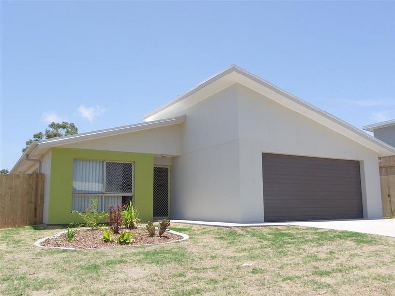 11 Sapphire Crescent, Bowen QLD 4805