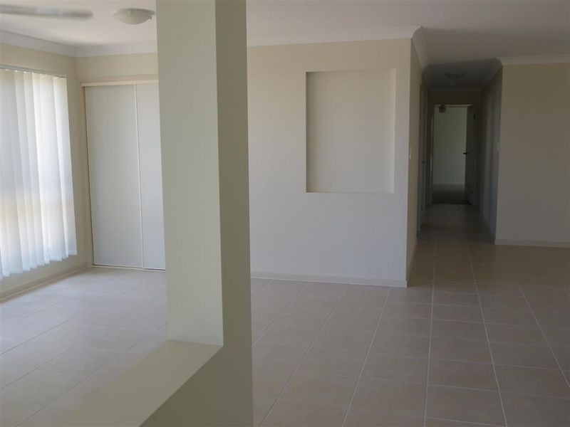 11 Sapphire Crescent, Bowen QLD 4805