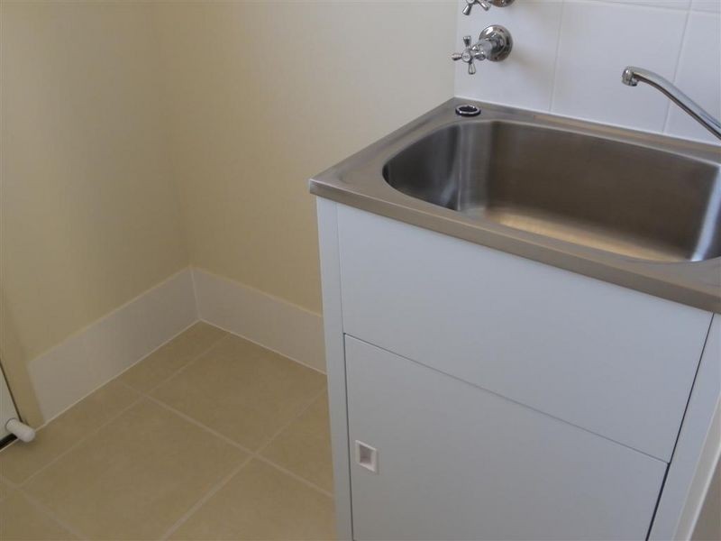 11 Sapphire Crescent, Bowen QLD 4805