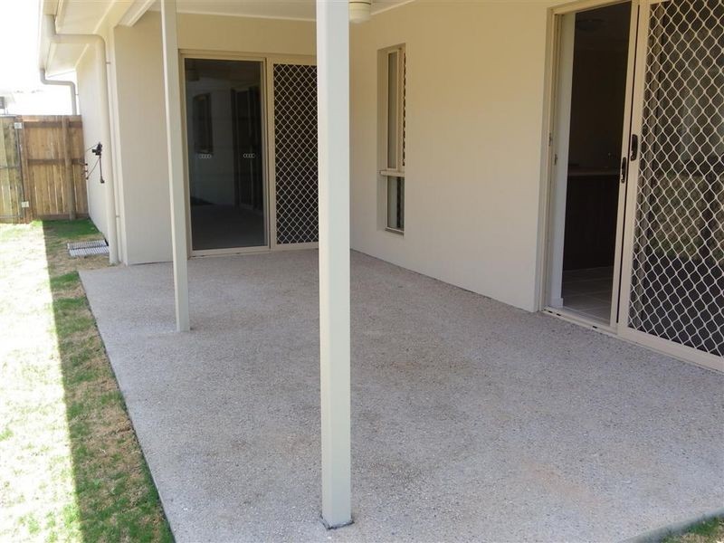 11 Sapphire Crescent, Bowen QLD 4805