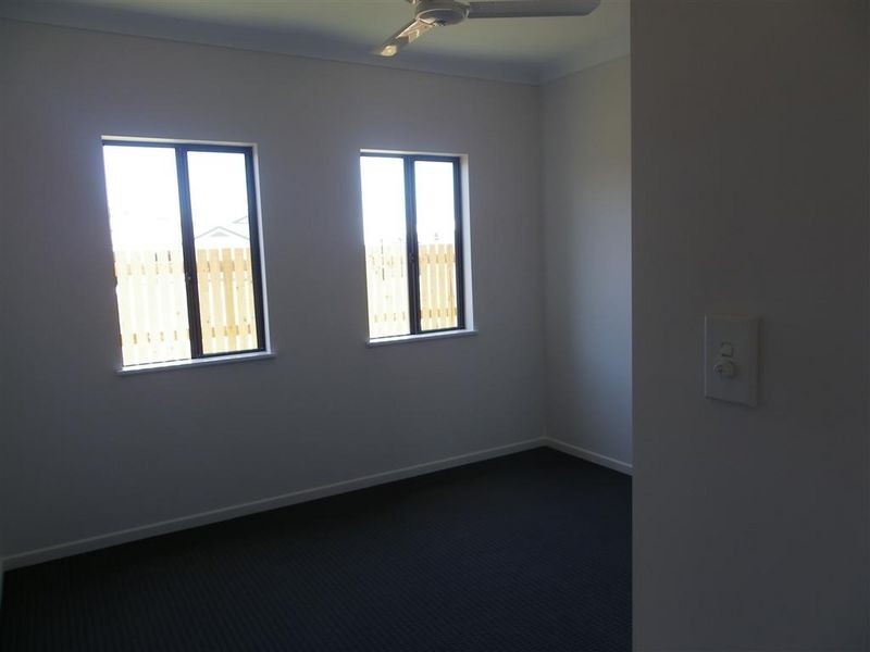 4 Fifth Close, Bowen QLD 4805