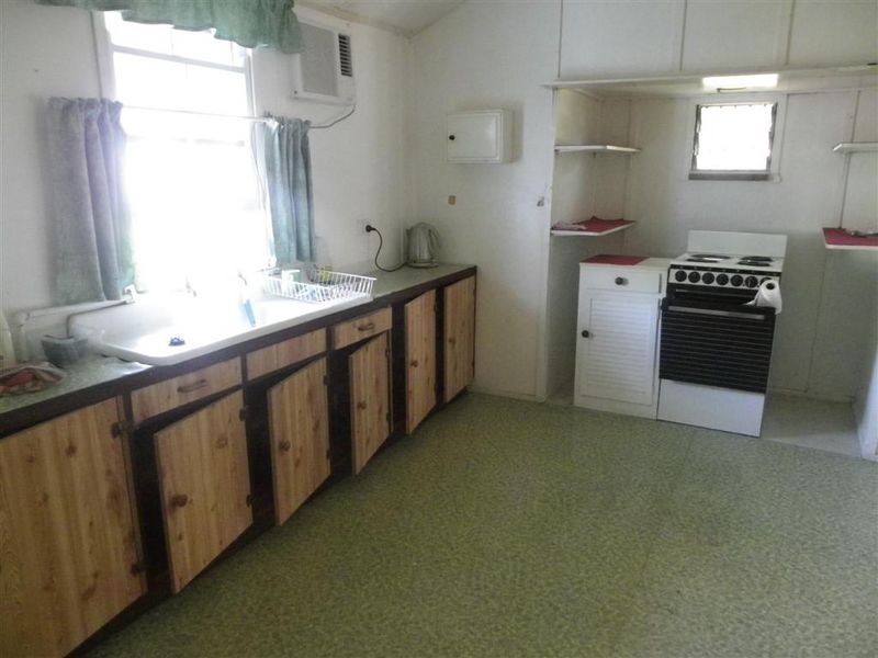 39 Gordon Street, Bowen QLD 4805