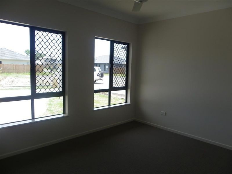 6 Sixth Close, Bowen QLD 4805