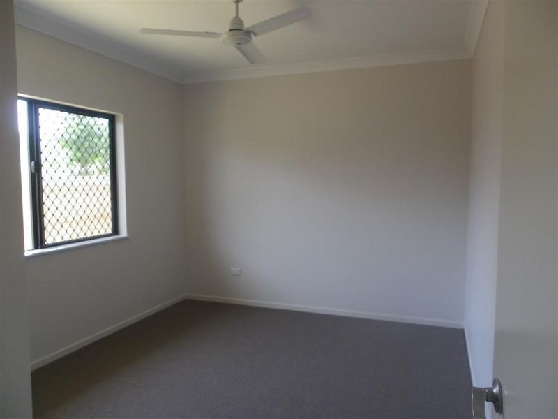 6 Sixth Close, Bowen QLD 4805