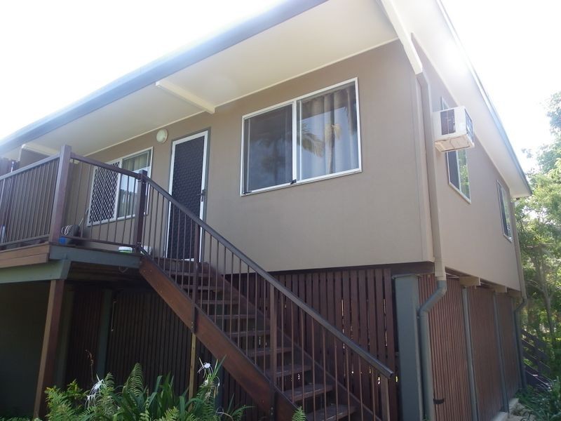 2/12 Verna Street, Bowen QLD 4805