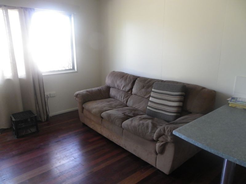2/12 Verna Street, Bowen QLD 4805